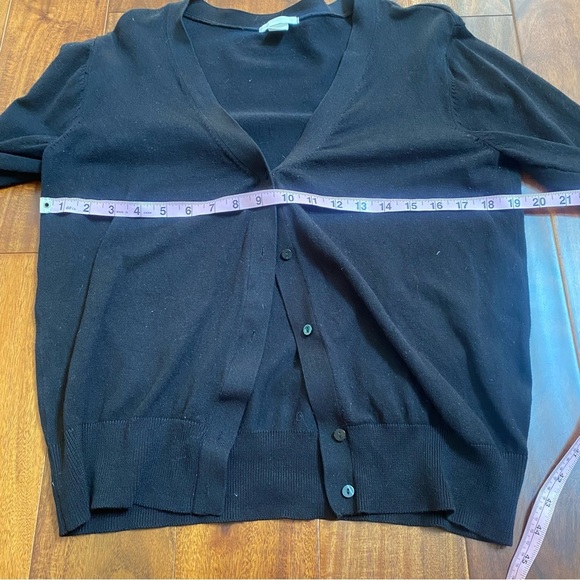 H&M Women’s Black Cardigan Sweater Long Sleeve Basic Button Up Size Large - Picture 2 of 5